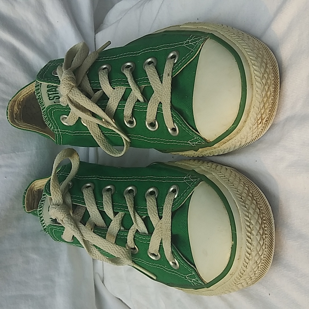 💚GREEN CONVERSE